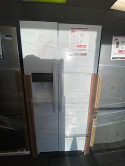 Frigidaire FRSS2323AW Refrigerator