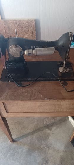 Vintage Singer Sewing Machine