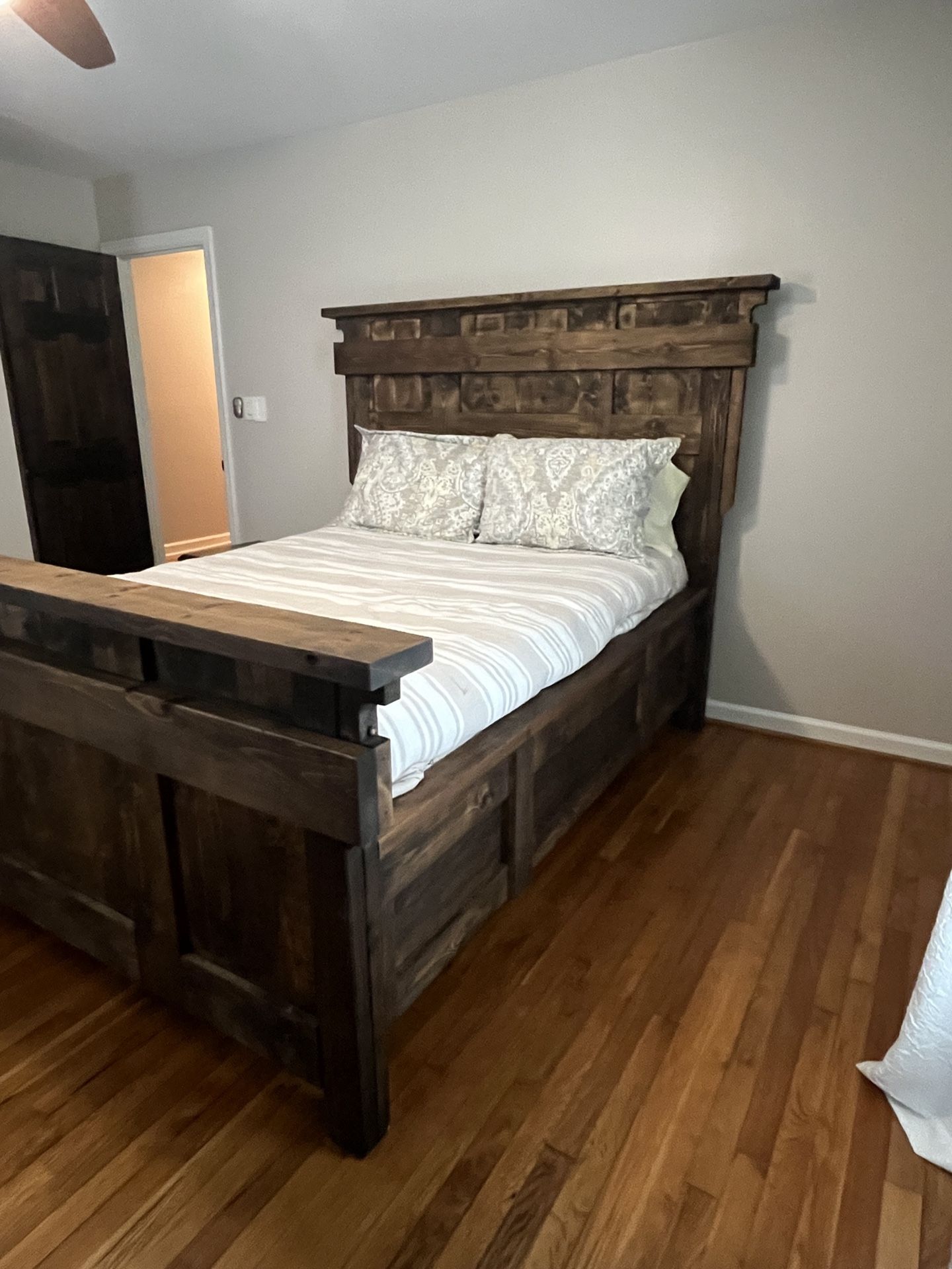 Solid Wood Queen Bed frame