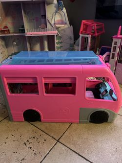 Barbie Water slide Bus