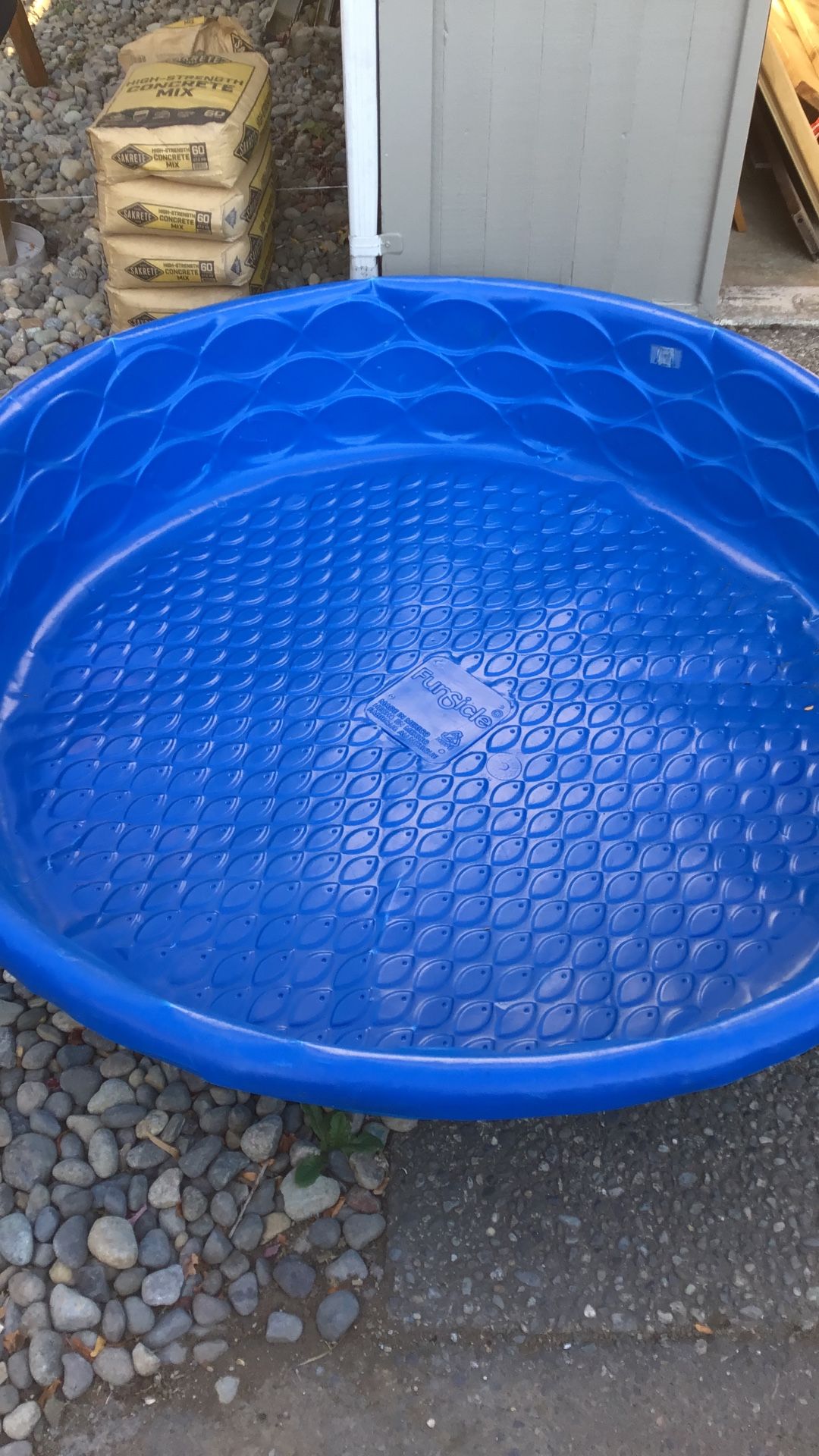Plastic Pool