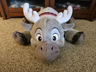 Disney Chewy X-Large Frozen Sven Dog Toy