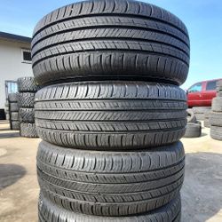 235/60/18 Hankook Kinergy GT 200$