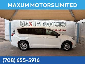 2024 Chrysler Voyager