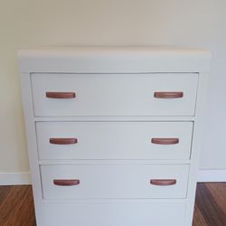 Vintage white waterfall dresser 