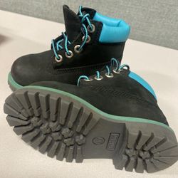 Timberland Boots, Uni-sex, Size 7c