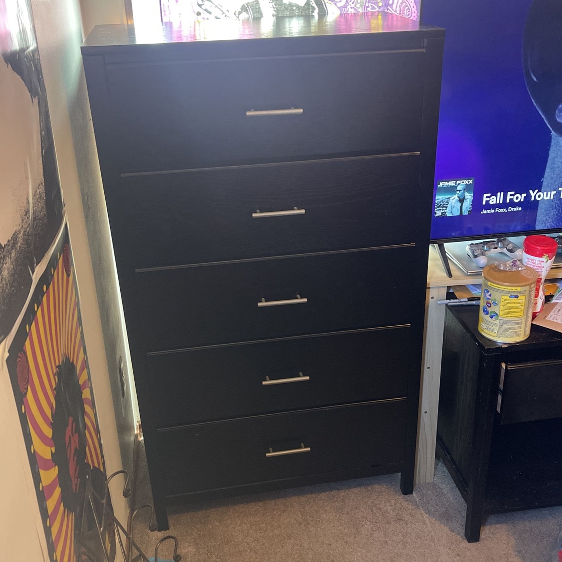 Dresser (NEEDS TO GO TODAY) Self Pick Up. for Sale in Coronado, CA
