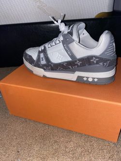 Louis Vuitton Trainer Gray Monogram