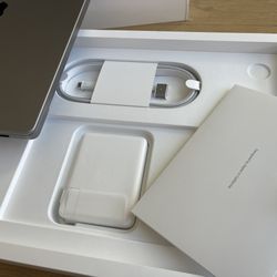 MacBook Pro 16-inch, 2023, Apple M2 Pro, 1TB SSD, 16GB RAM, 19-Core GPU,  Silver