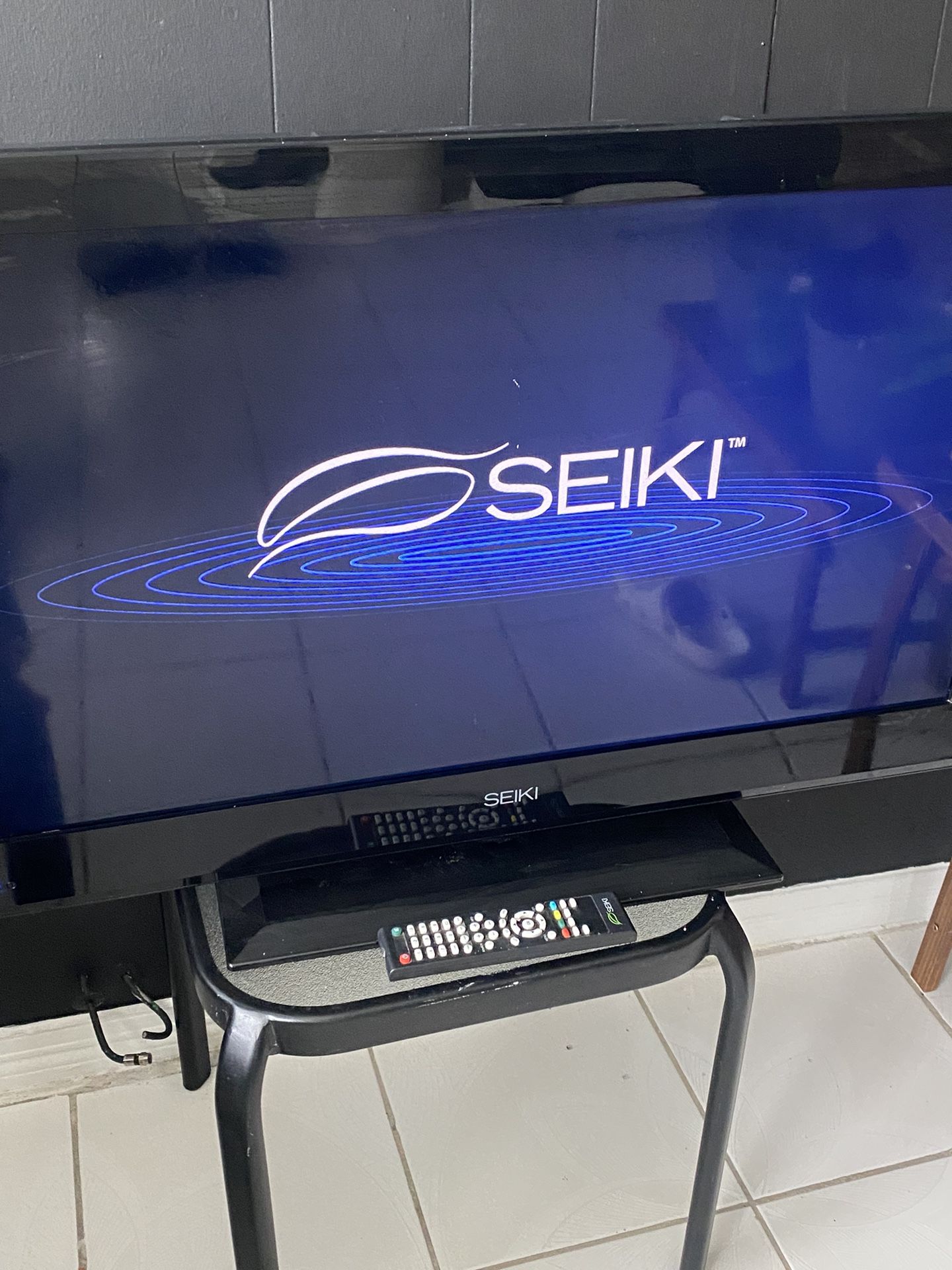 Seiki 32 Inch Tv With Blu-ray Player