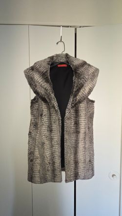 Woman vest