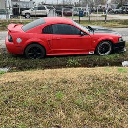 2000 Ford Mustang