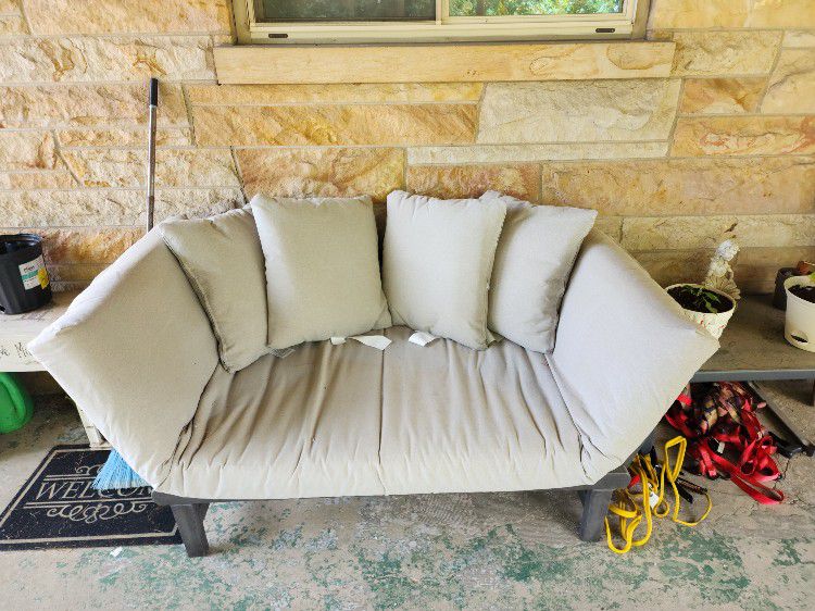 Indoor/outdoor Couch