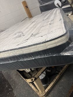 Twin  mattress
