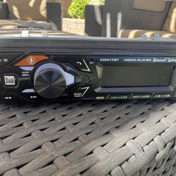 Single DIN Car Stereo
