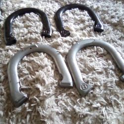 Horseshoes With Poles