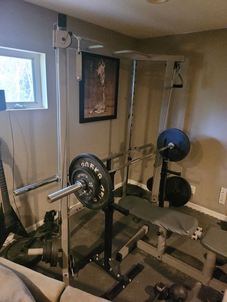 Smith Machine Olympic Weights Cable Crossover Bench