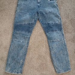 Levi's & no boundaries 