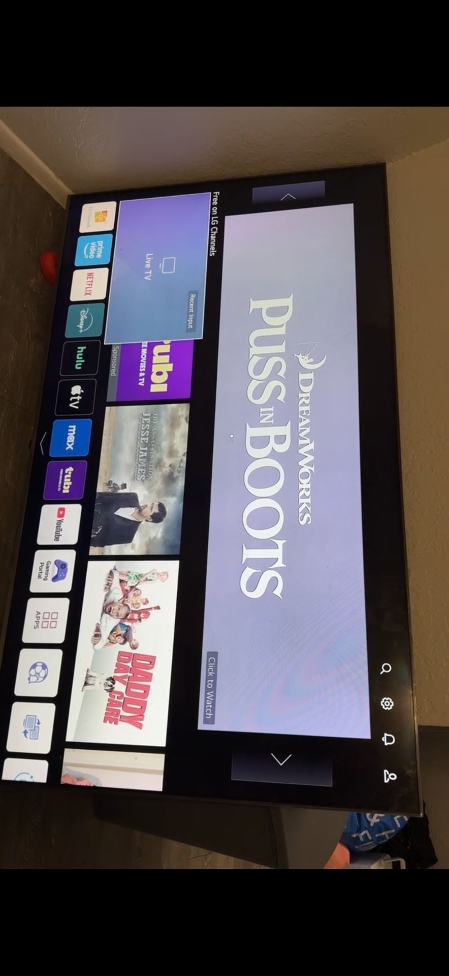 LG 75" Class 4K UHD 2160P webOS Smart TV - 75UQ7070ZUD