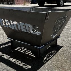 Custom Fire Pits And Custom Metal Art.