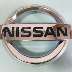 OEM A NISSAN FRONT CENTER MIRROR GRILLE EMBLEM BADGE FOR ALTIMA 2013-2018