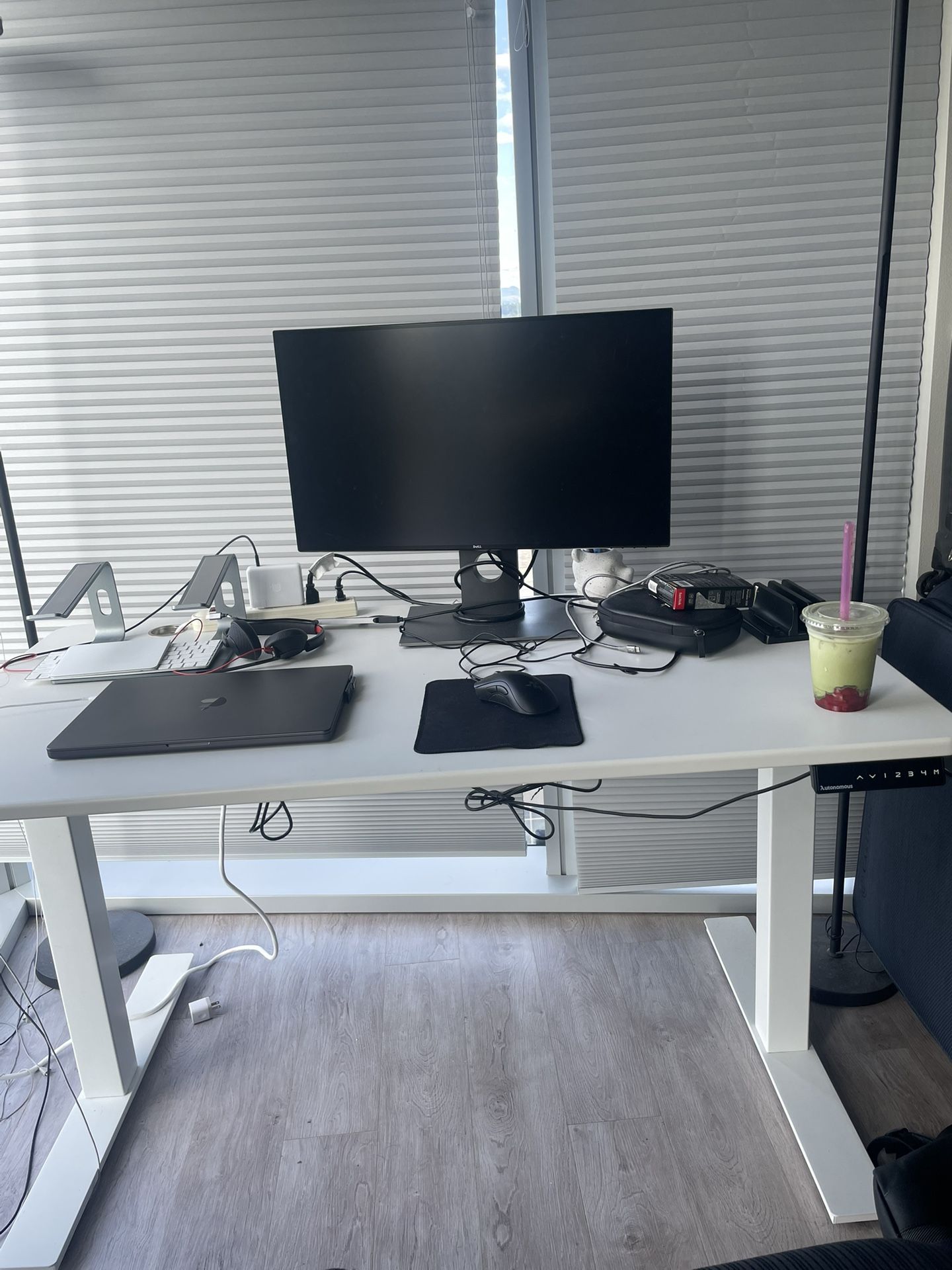 Autonomous Standing Desk