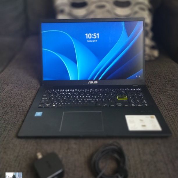 Asus E510 Laptop & Charger