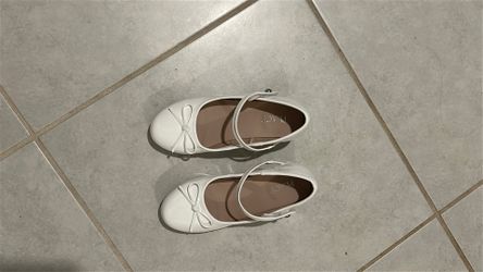 The Children's Place Girls Low White Heel