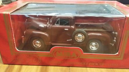 Die Cast Metal Chevrolet Pick Up 1953, new Mint