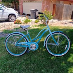 Women's Beach Cruiser Bicycle