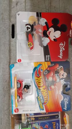 Hot wheels/ Disney collection