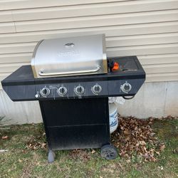 Nexgrill 4 Burner Grill With Side Burner