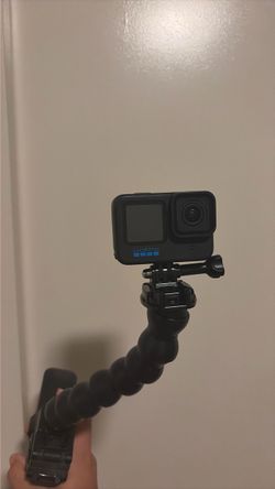 GoPro Action Camera with Flexible Mount black 11