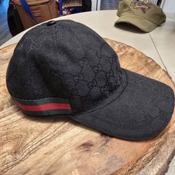 GUCCI GG MENS Canvas Hat 