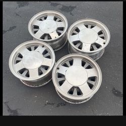4 — Chevy Suburban 1988 16 Inch Rim Wheels 5x127 5x5 !!