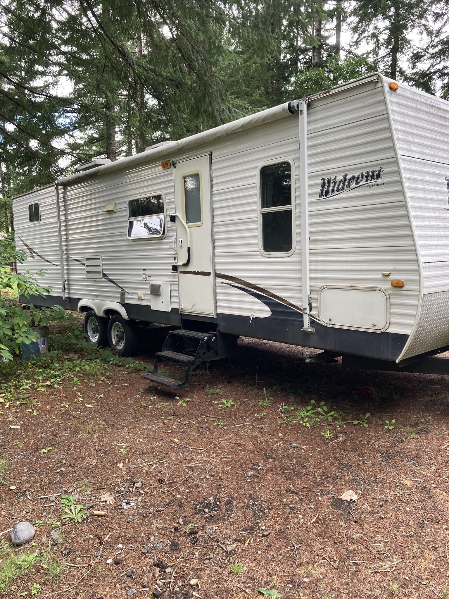Hideout Camping Trailer 24 Ft