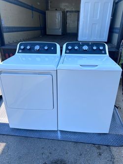GE. WASHER AND. DRYER. SET