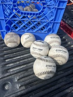 Worth 12" Official League Softball Easton/Rawlings Incredi-Ball SoftStitch train