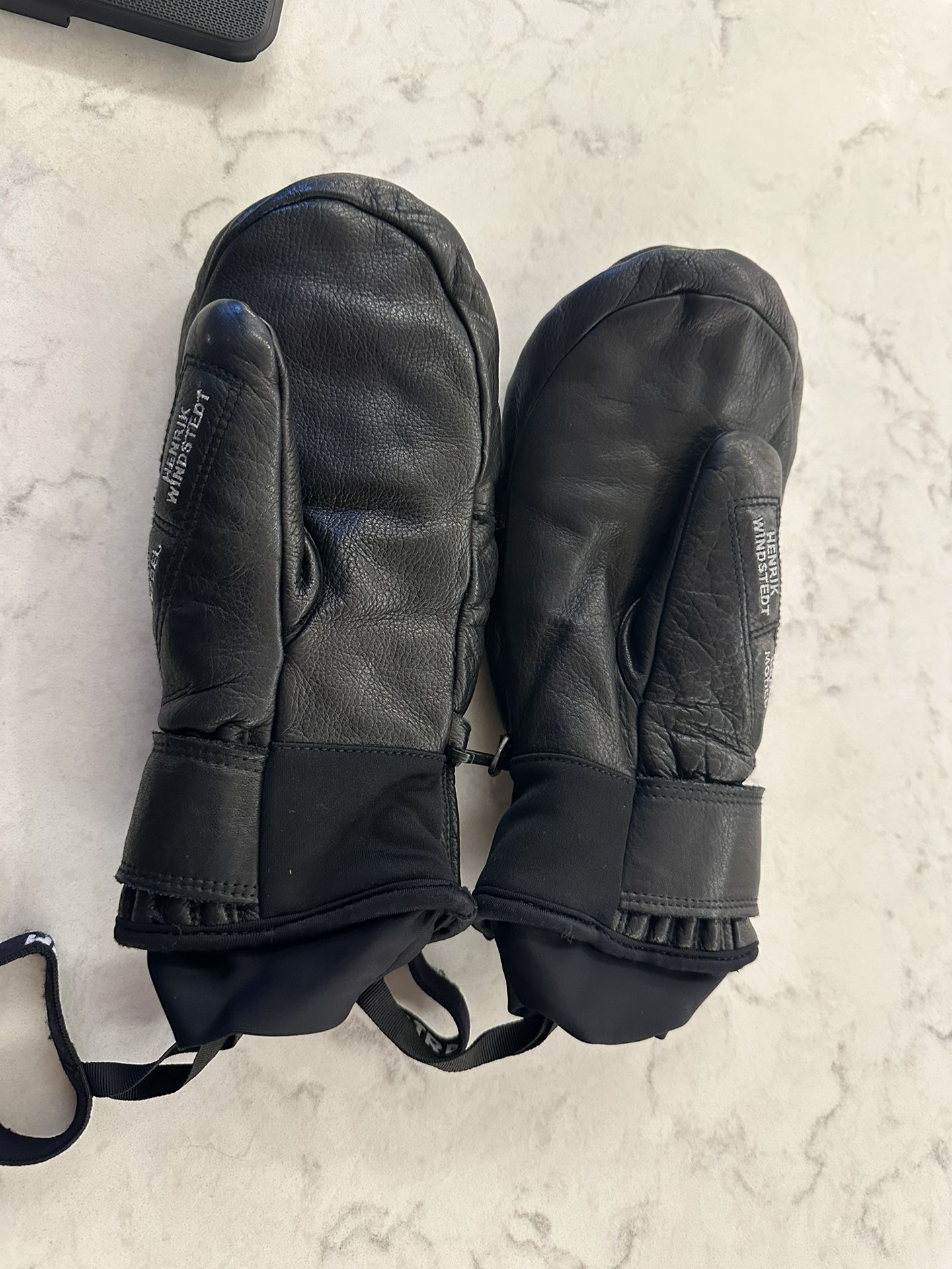 Hestra Henrik Windstedt Black Pro Leather Women’s Size 7 Mittens ( Two Pairs)