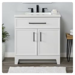 Style Selections Potter 30-in True White Single Sink Bathroom Vanity with White Cultured Marble Top (Fully Assembled)