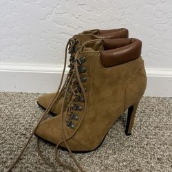 Forever 21 Women’s High Heels Boots Size 5.5