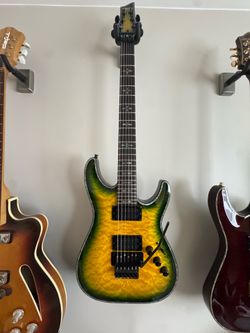 Schecter Hellraiser C-1 FR Passive (Dragon Burst)