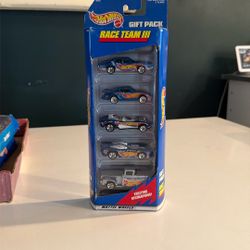 Hot Wheels Race Team III 5 Car Gift Pack 1997 Sealed