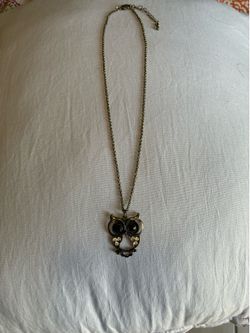 Vantage Style Owl Pendant Necklace with Rhinestones  9 Inches Long