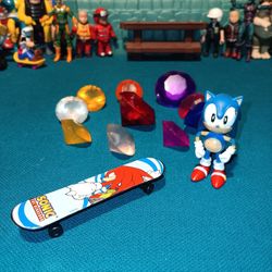 Sonic The Hedgehog Figure & Accessories