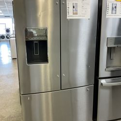 Whirlpool 26.8 cu. ft. French Door Refrigerator in Fingerprint Resistant - Free One Year Warranty