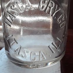Vintage Milk Bottle Itasca Cry. Co ILLINOIS MILK BOTTLE. one pint RARE 
