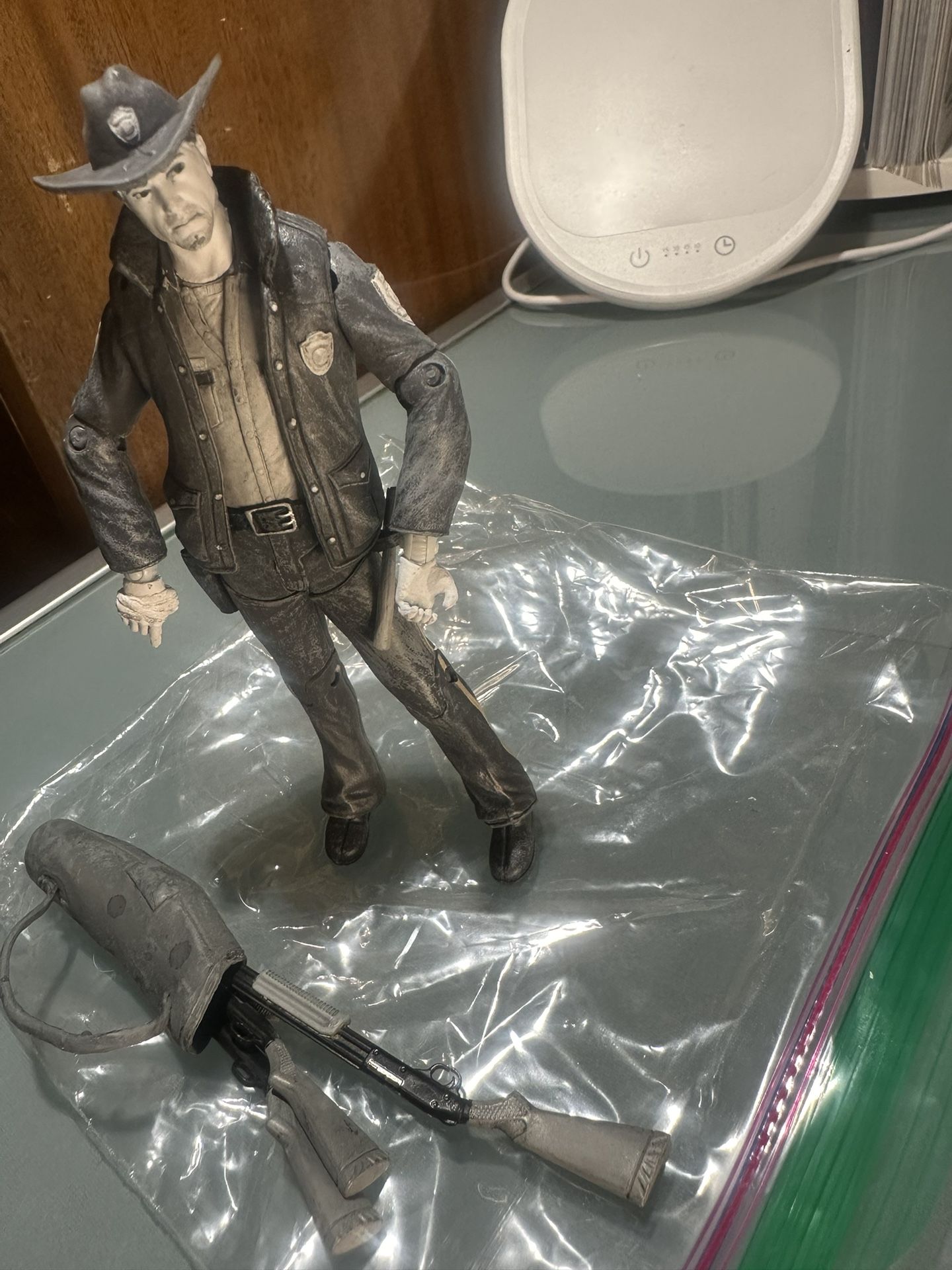 McFARLANE The Walking Dead Comic OFFICER RICK GRIMES Black & White Version