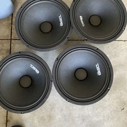 Speaker D18 