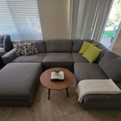 Thomasville Large Gray Sectional Couch Right Configuration Delivery Available